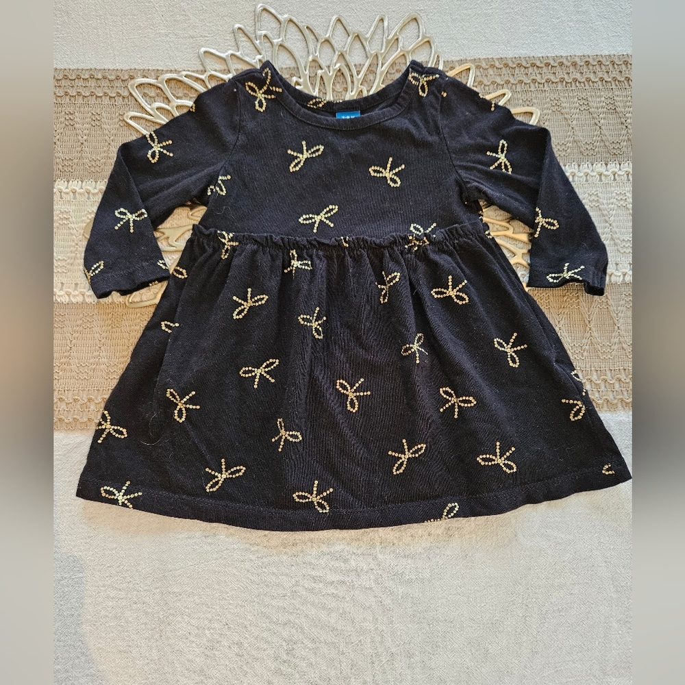 Old Navy Black Dress with Gold Bow Accents Sz 3-6 - Picture 3 of 4